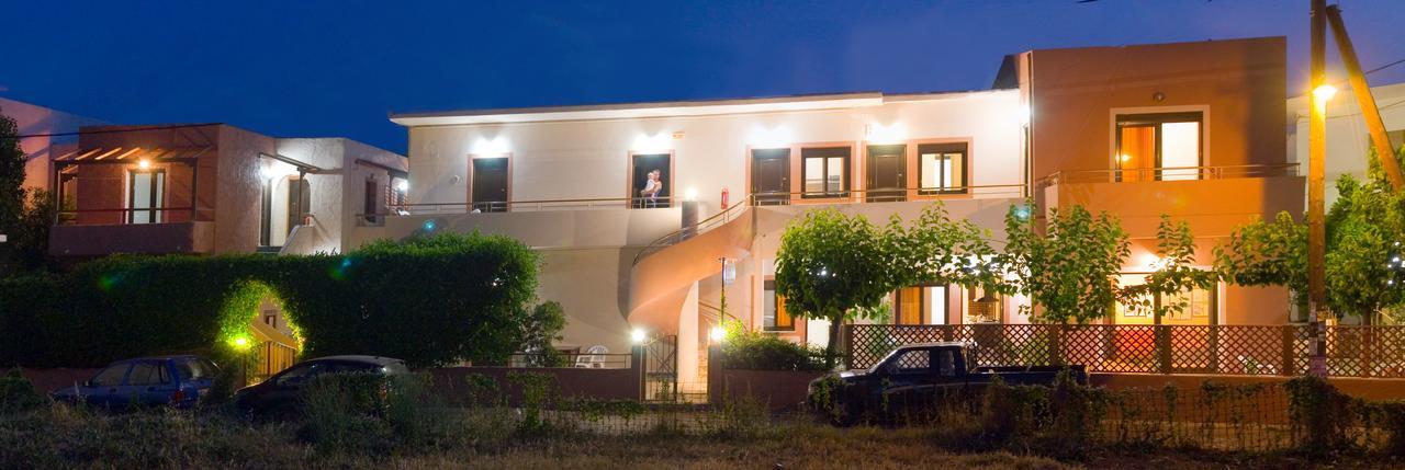 Lito Apartments Paleochora Экстерьер фото