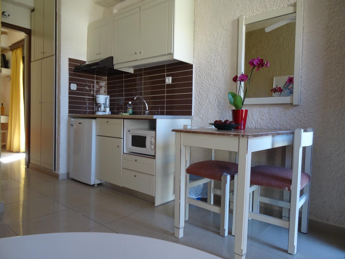 Lito Apartments Paleochora Экстерьер фото