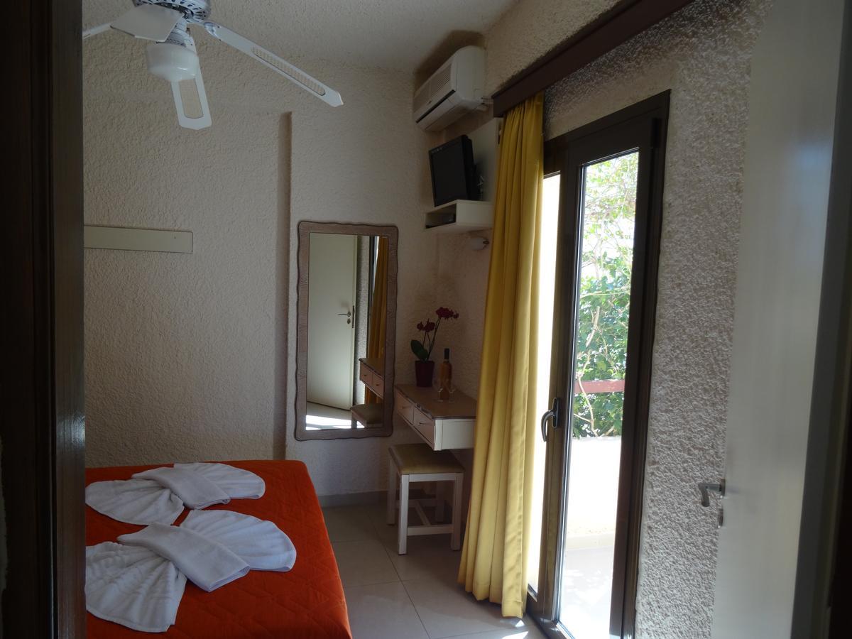 Lito Apartments Paleochora Экстерьер фото